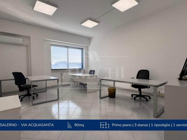 Ufficio in affitto a Salerno