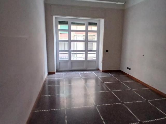 Ufficio in affitto a Savona