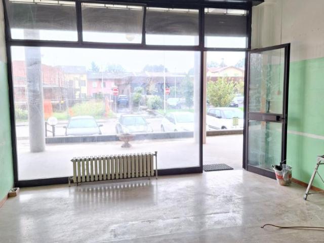 Ufficio in affitto a Sissa Trecasali