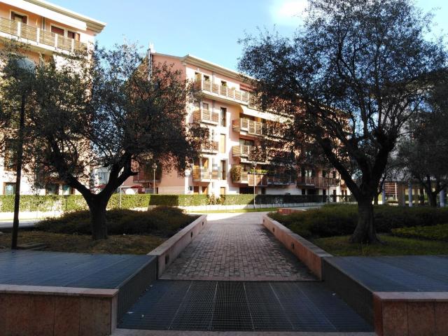 Ufficio in affitto di 105 m²