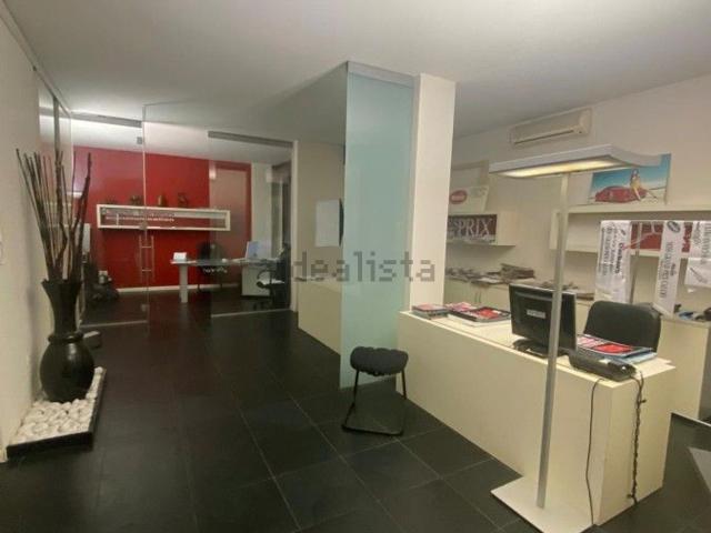Ufficio in affitto di 105 m² in Viale Guido Duo, 5