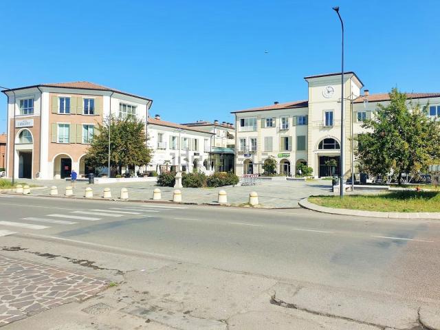 Ufficio in affitto di 107 m² in Via Statale
