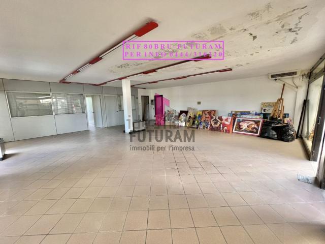 Ufficio in affitto di 109 m² in Via Roma