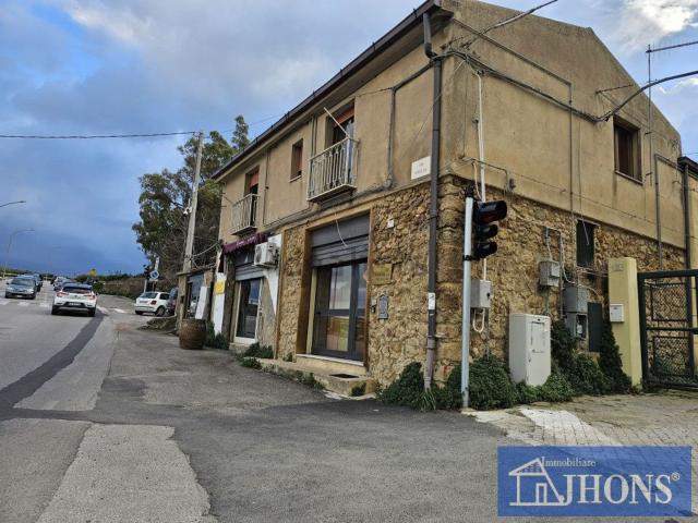 Ufficio in affitto di 100 m²