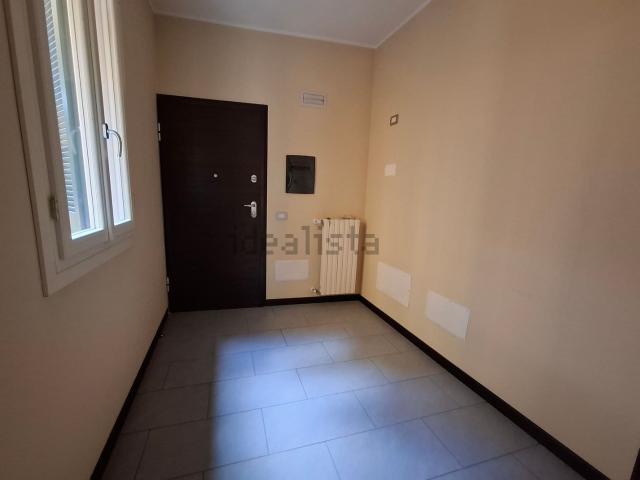 Ufficio in affitto di 100 m²