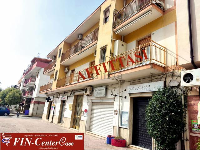 Ufficio in affitto di 100 m² in Corso Umberto