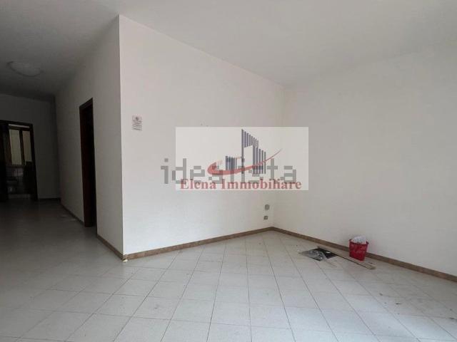 Ufficio in affitto di 100 m² in Via Madonna del Riposo