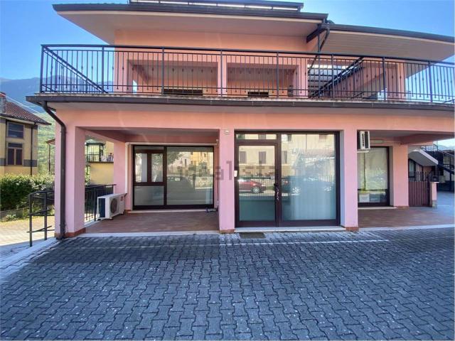 Ufficio in affitto di 100 m² in Via Nazionale, 75