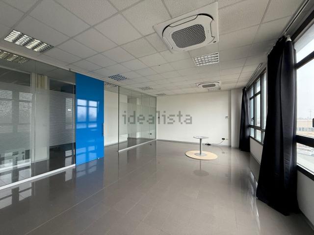 Ufficio in affitto di 100 m² in Via Persicetana Vecchia, 28