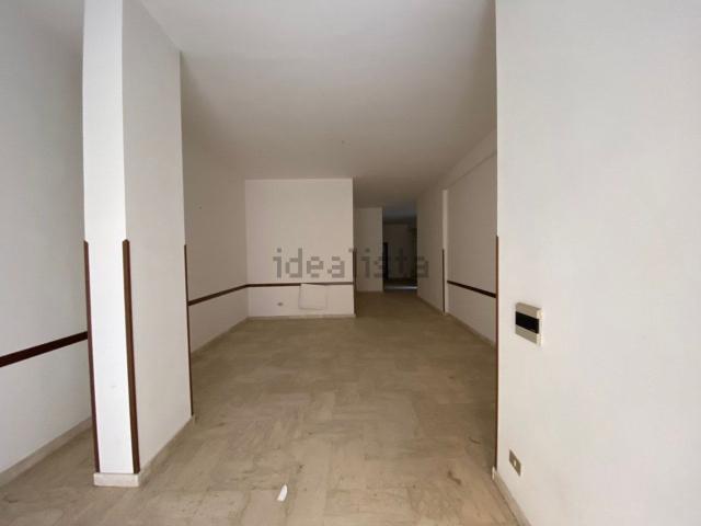 Ufficio in affitto di 100 m² in Via Piave