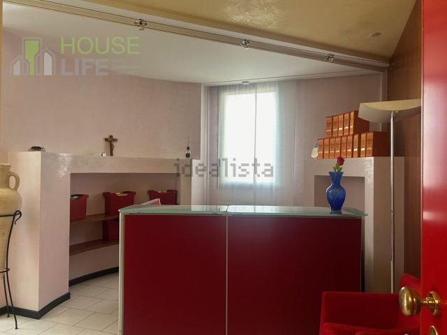 Ufficio in affitto di 100 m² in Via Rio Giavenale