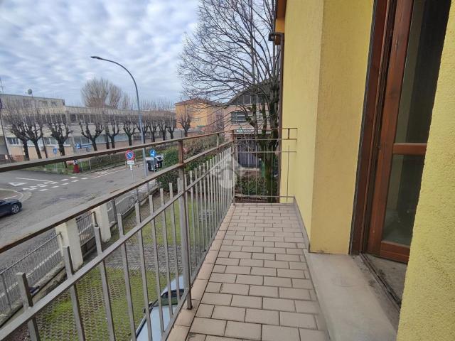 Ufficio in affitto di 100 m² in Via Rimini, 4