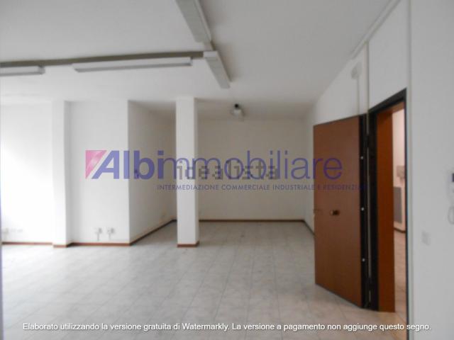 Ufficio in affitto di 100 m² in Via Umberto Pistelli