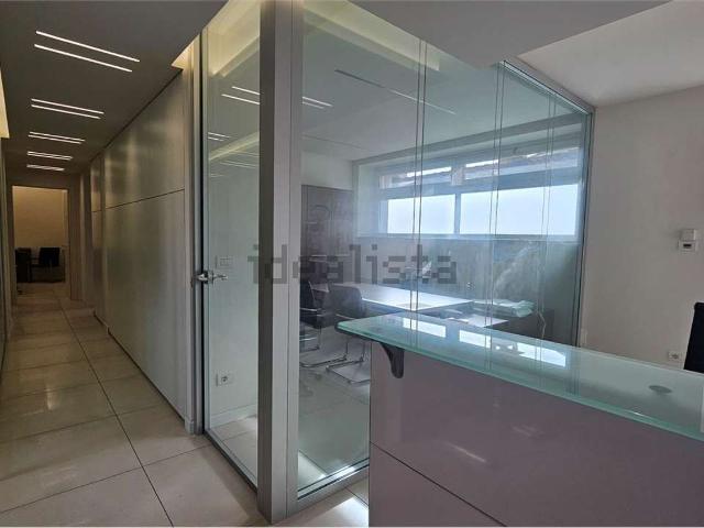 Ufficio in affitto di 115 m² in Piazza Camillo Benso Conte di Cavour, 10