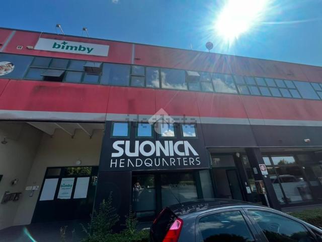 Ufficio in affitto di 115 m² in Via Tintoretto, 14
