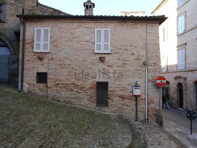 Ufficio in affitto di 110 m² in Largo Fogliani, 2
