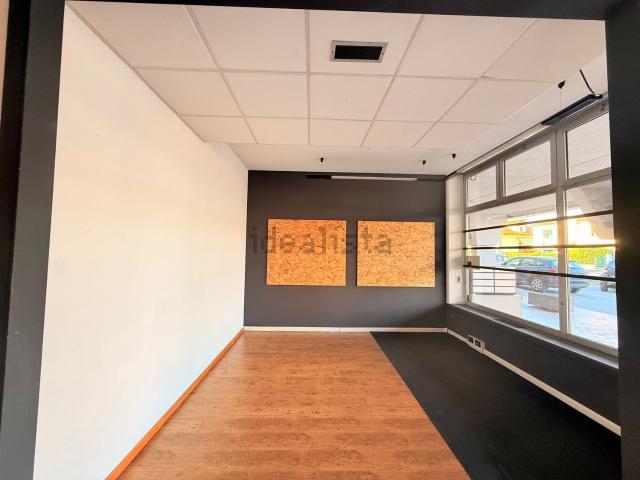 Ufficio in affitto di 110 m² in Strada Marchesane, 6