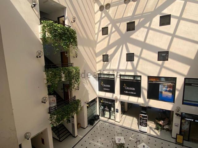 Ufficio in affitto di 110 m² in Via Monte San Valentino, 2
