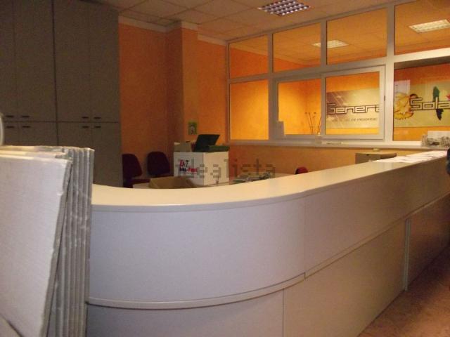 Ufficio in affitto di 110 m² in Via Aretina