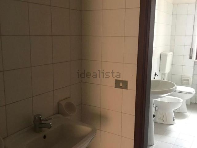 Ufficio in affitto di 110 m² in Via Cristoforo Poggiali
