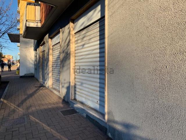Ufficio in affitto di 111 m² in Via giacomo matteotti, 10