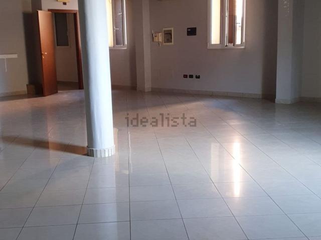 Ufficio in affitto di 112 m²
