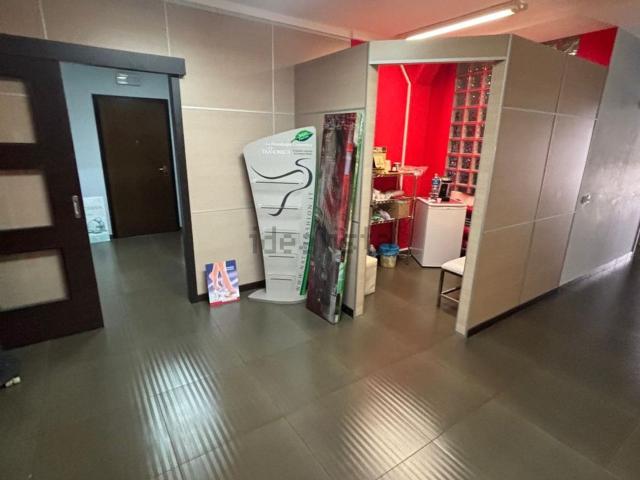 Ufficio in affitto di 125 m² in Piazza Umberto I
