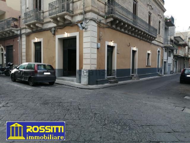 Ufficio in affitto di 125 m² in Via Vittorio Emanuele
