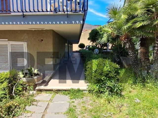 Ufficio in affitto di 126 m² in Via Vincenzo Casagrandi, 49