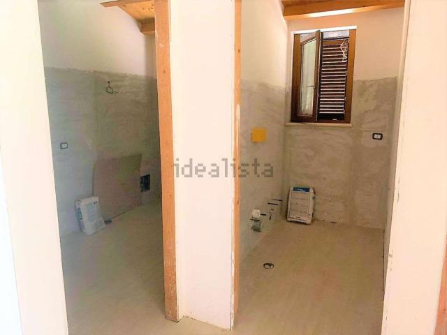Ufficio in affitto di 120 m²