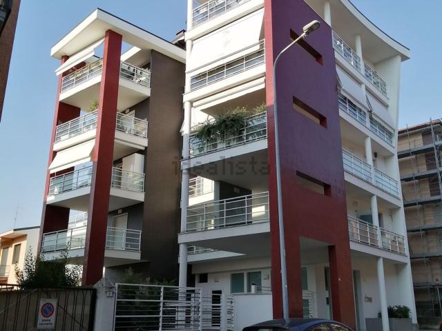 Ufficio in affitto di 120 m² in Via Guido Boggiani, 7