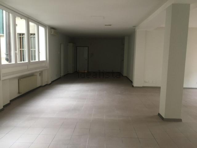 Ufficio in affitto di 120 m² in Vicolo San Michele