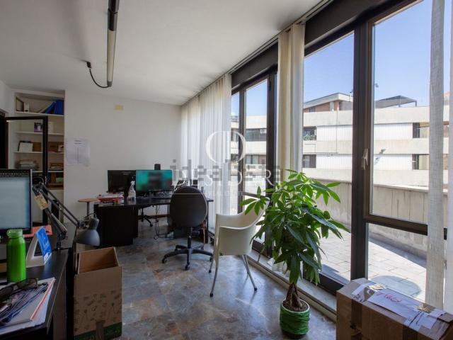 Ufficio in affitto di 122 m² in Piazza Cosmini, 7