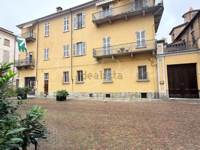 Ufficio in affitto di 123 m² in Piazza San Martino, 3