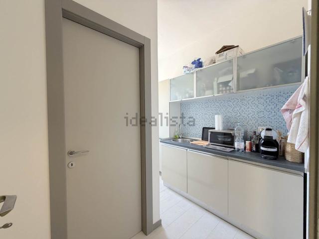 Ufficio in affitto di 12 m² in Via Topazio, 19