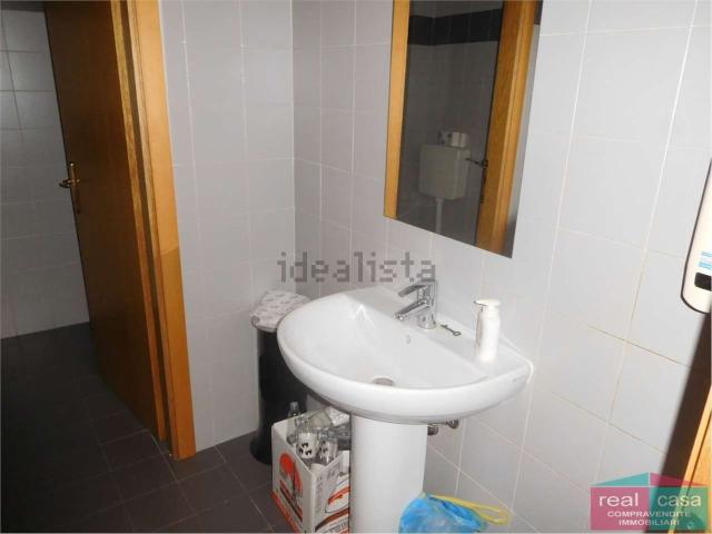 Ufficio in affitto di 135 m²