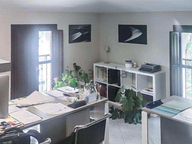 Ufficio in affitto di 136 m²