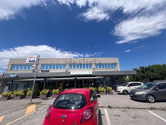 Ufficio in affitto di 136 m² in Via Nazionale, 182