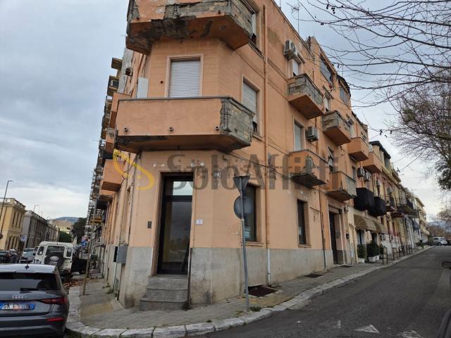 Ufficio in affitto di 137 m² in Via Nino Bixio, 37