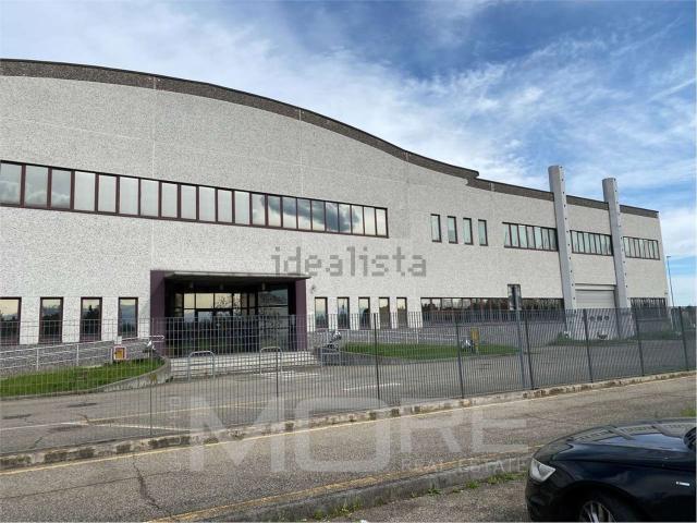 Ufficio in affitto di 1386 m²