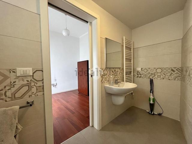 Ufficio in affitto di 138 m²