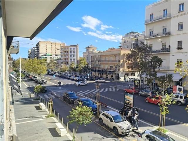 Ufficio in affitto di 138 m² in Corso Italia