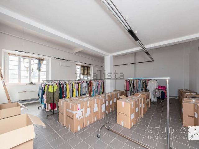 Ufficio in affitto di 130 m² in Via Enrico Fermi