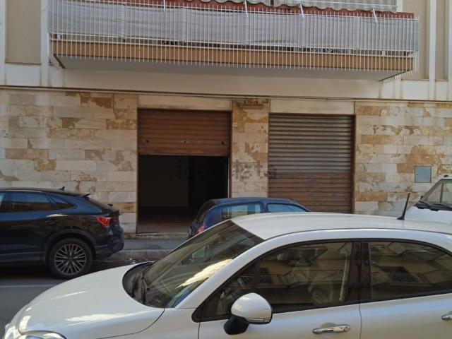 Ufficio in affitto di 130 m² in Via Amalfi
