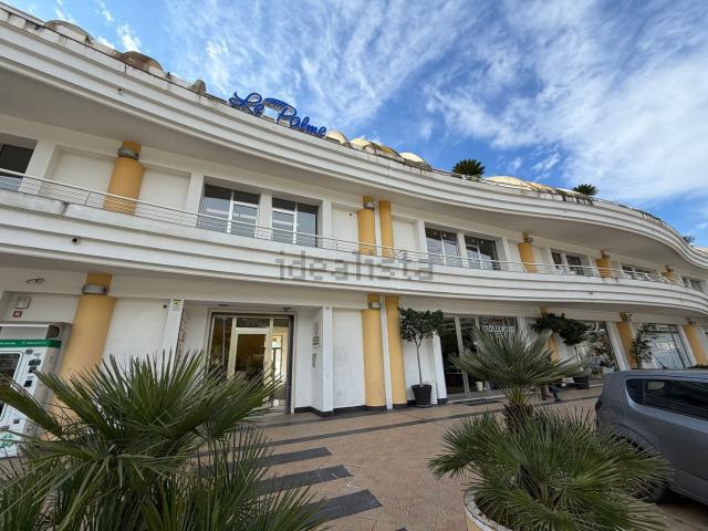 Ufficio in affitto di 131 m² in Viale Luigi Monaco, 10