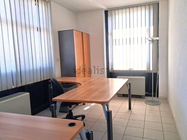 Ufficio in affitto di 132 m²