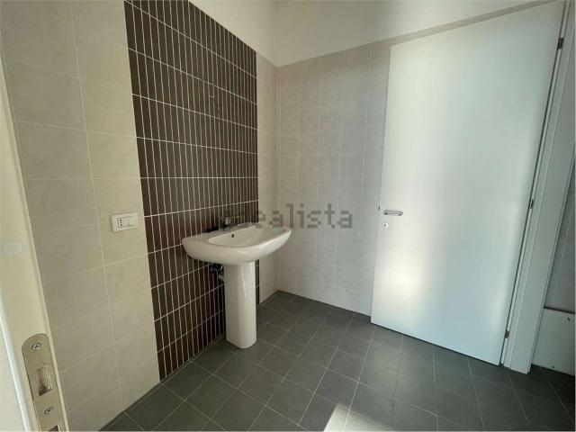 Ufficio in affitto di 133 m²