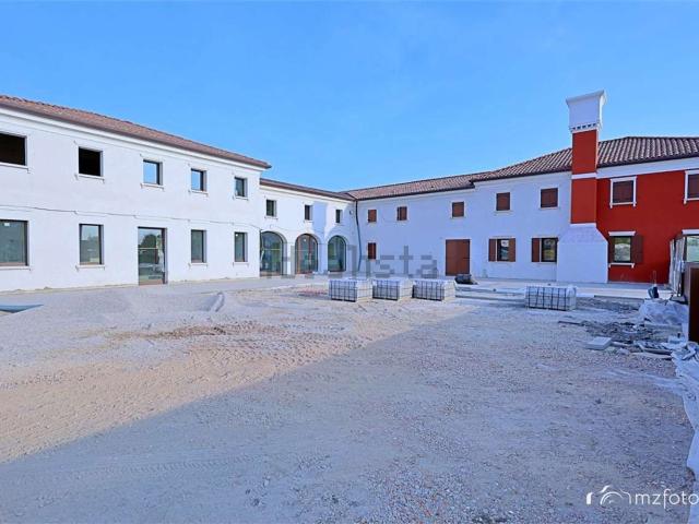Ufficio in affitto di 145 m² in Strada Terraglio, 243