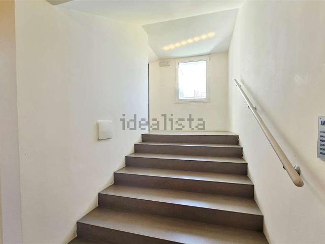 Ufficio in affitto di 145 m² in Via Postumia Ovest