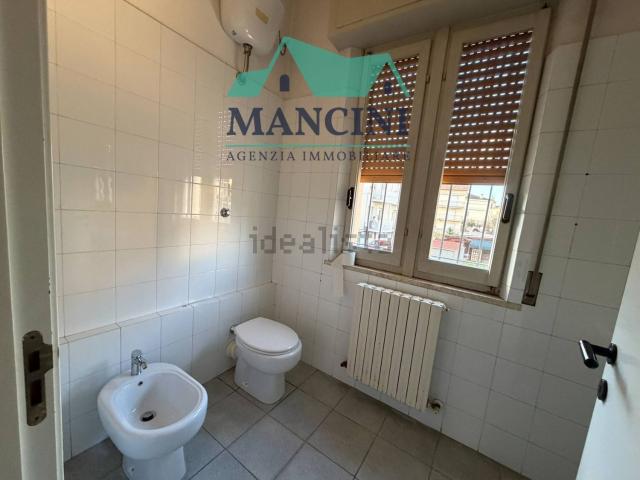 Ufficio in affitto di 149 m² in Via Gallodoro